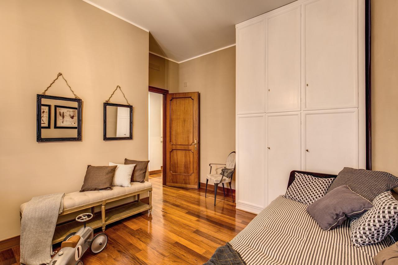 Spanish Steps Miracle Suite Рим Екстериор снимка