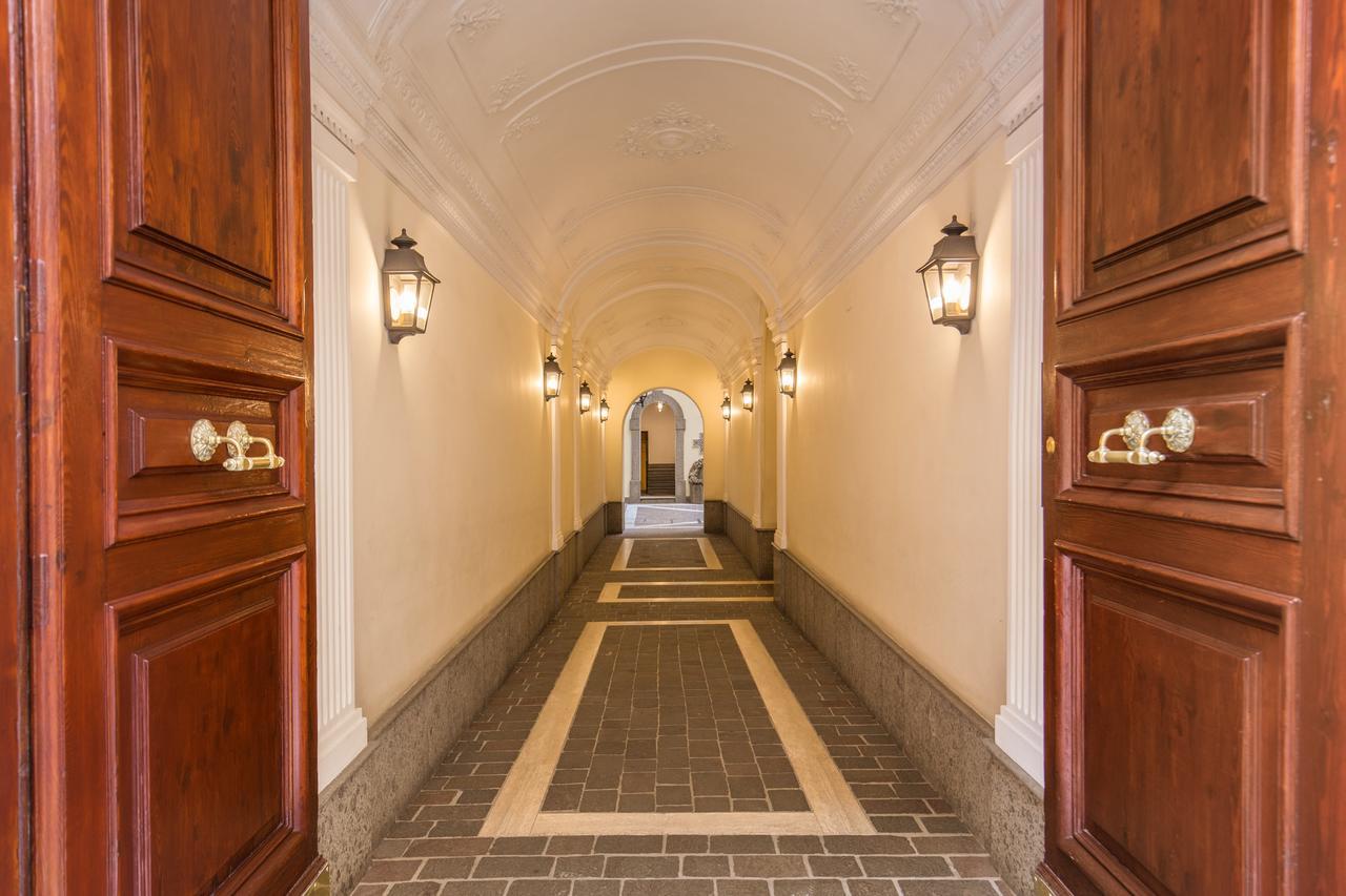 Spanish Steps Miracle Suite Рим Екстериор снимка
