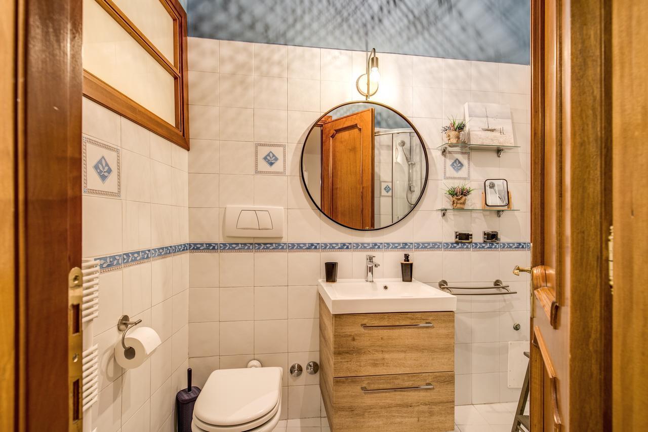 Spanish Steps Miracle Suite Рим Екстериор снимка